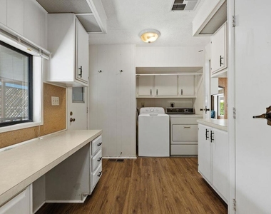 8975 Lawrence Welk Dr - Photo Thumbnail 33