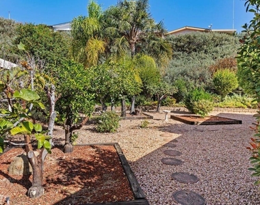 8975 Lawrence Welk Dr - Photo Thumbnail 7