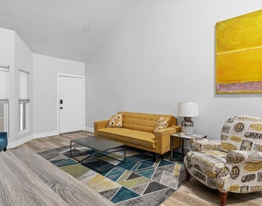 2820 Hope Avenue - Photo Thumbnail 11