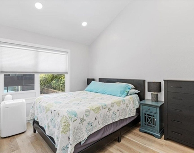 2820 Hope Avenue - Photo Thumbnail 14