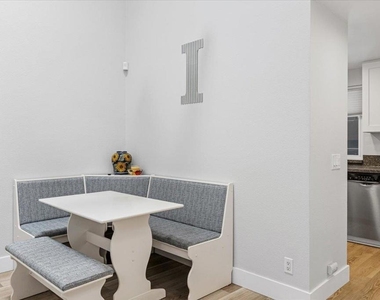 2820 Hope Avenue - Photo Thumbnail 12