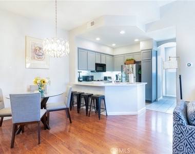 7583 Hazard Center Dr - Photo Thumbnail 2
