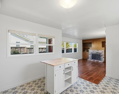651 Topaz Street - Photo Thumbnail 8