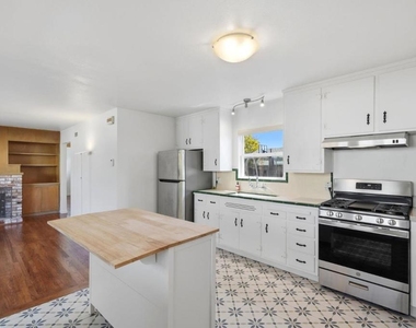 651 Topaz Street - Photo Thumbnail 9
