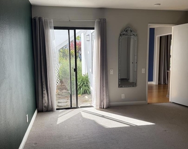 839 Balboa Lane - Photo Thumbnail 7