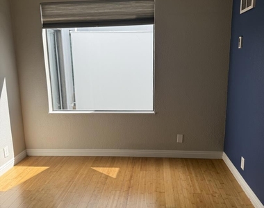 839 Balboa Lane - Photo Thumbnail 23