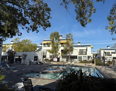 839 Balboa Lane - Photo Thumbnail 35