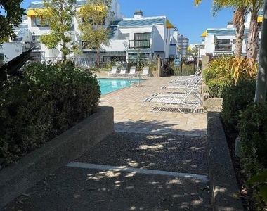 839 Balboa Lane - Photo Thumbnail 34