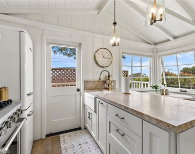 231 Cajon Street - Photo Thumbnail 15