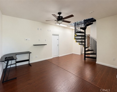23874 Rhodes Avenue - Photo Thumbnail 18