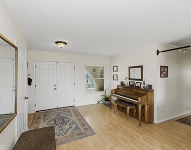 2715 Brockton - Photo Thumbnail 20