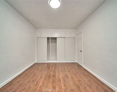 3011 S West View - Photo Thumbnail 20
