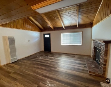609 Elysian - Photo Thumbnail 2