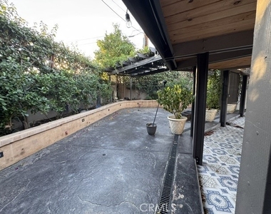 2840 Hudson Avenue - Photo Thumbnail 49