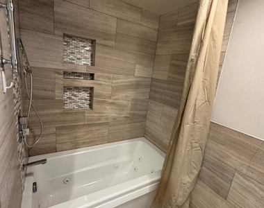 2840 Hudson Avenue - Photo Thumbnail 14