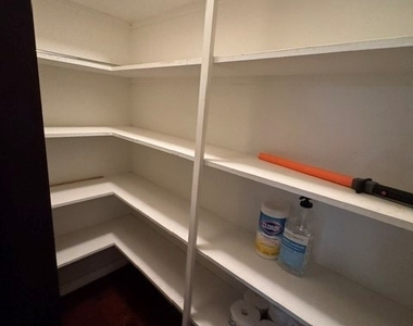 2840 Hudson Avenue - Photo Thumbnail 20