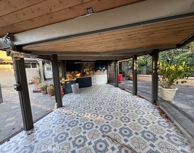 2840 Hudson Avenue - Photo Thumbnail 48