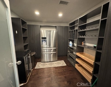 2840 Hudson Avenue - Photo Thumbnail 32