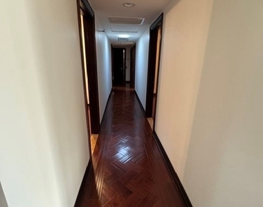 2840 Hudson Avenue - Photo Thumbnail 9