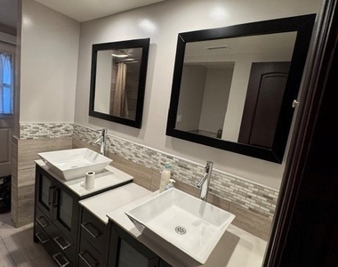 2840 Hudson Avenue - Photo Thumbnail 13