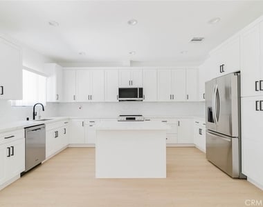 7746 Shadyspring Place - Photo Thumbnail 6