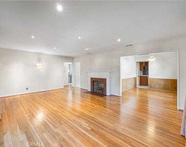 1207 Graynold - Photo Thumbnail 1
