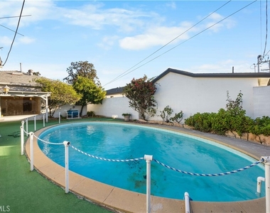 1207 Graynold - Photo Thumbnail 44