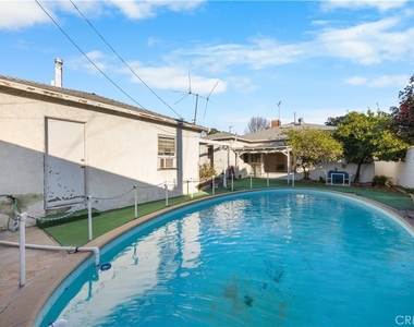 1207 Graynold - Photo Thumbnail 43