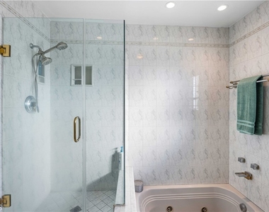 1207 Graynold - Photo Thumbnail 23