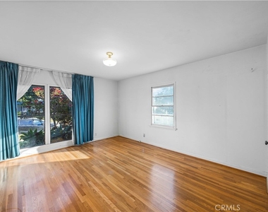 1207 Graynold - Photo Thumbnail 17