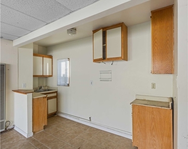 1207 Graynold - Photo Thumbnail 30