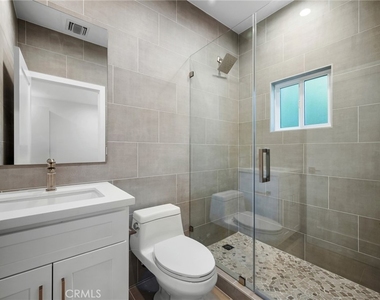 11626 Weddington Street - Photo Thumbnail 18