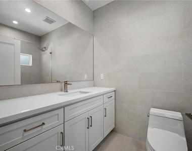 11626 Weddington Street - Photo Thumbnail 14