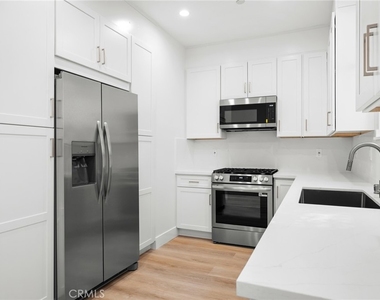 11626 Weddington Street - Photo Thumbnail 9