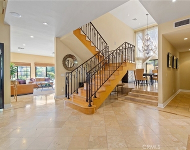 823 Moorside - Photo Thumbnail 3