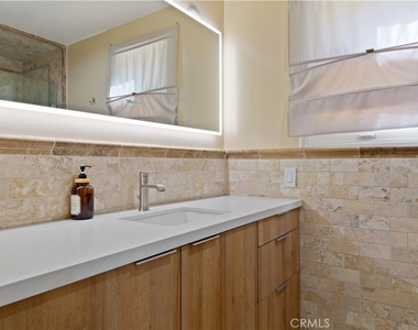 823 Moorside - Photo Thumbnail 29