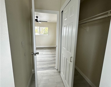 124 E 10th - Photo Thumbnail 8