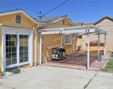 9134 Lemoran Avenue - Photo Thumbnail 15