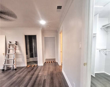 9134 Lemoran Avenue - Photo Thumbnail 9
