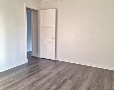 9134 Lemoran Avenue - Photo Thumbnail 6