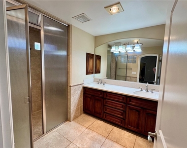 13880 Evergreen Lane - Photo Thumbnail 18