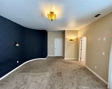 13880 Evergreen Lane - Photo Thumbnail 22