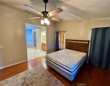 18015 Wildwood Drive - Photo Thumbnail 18