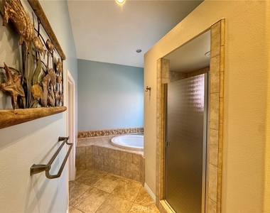 18015 Wildwood Drive - Photo Thumbnail 16