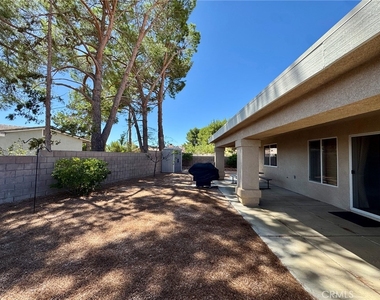 18015 Wildwood Drive - Photo Thumbnail 25