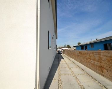 134 E 104th - Photo Thumbnail 22