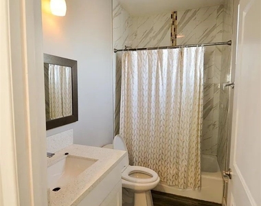 134 E 104th - Photo Thumbnail 12