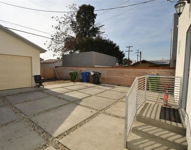 134 E 104th - Photo Thumbnail 19