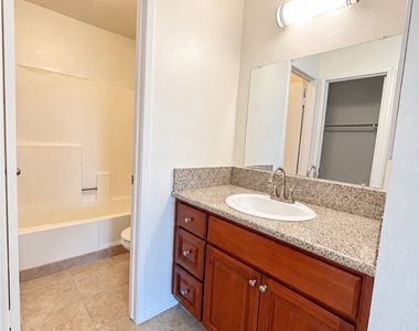 1200 S San Antonio Avenue - Photo Thumbnail 5