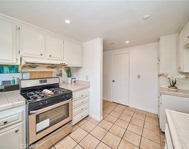 1417 S Marguerita - Photo Thumbnail 11